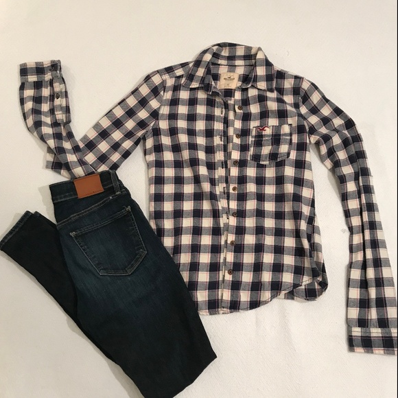 Hollister Tops - Plaid button down